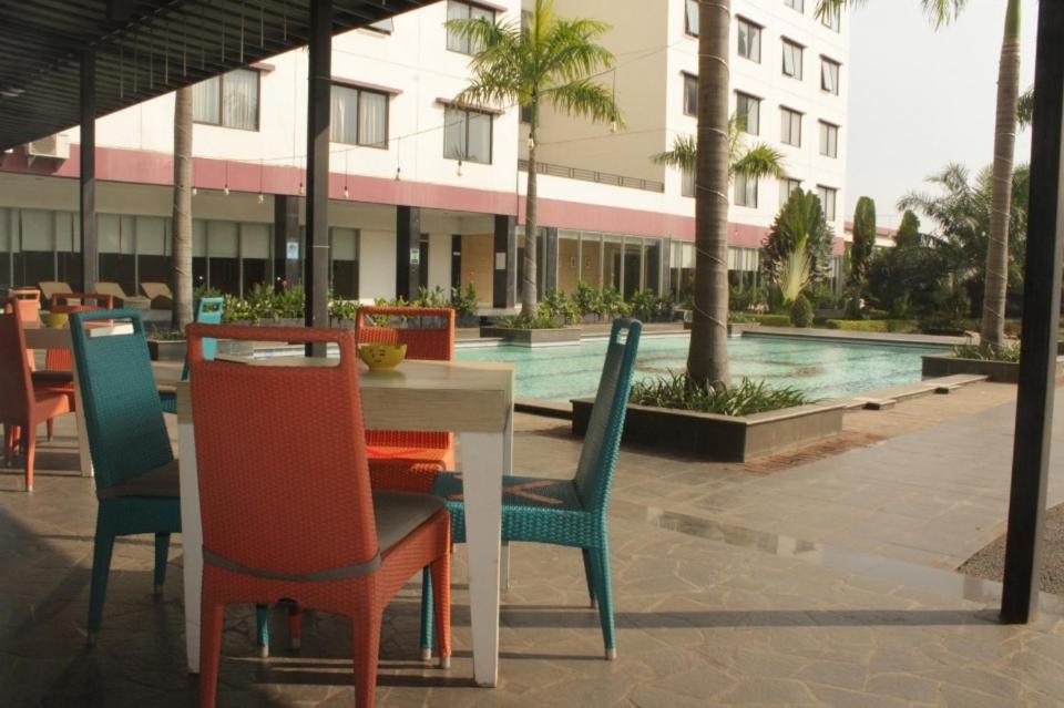 ซิตรา แกรนด์ โฮเต็ล แอนด์ เรสซิเดนซ์ คาราวัง Hotel การาวัง ภายนอก รูปภาพ