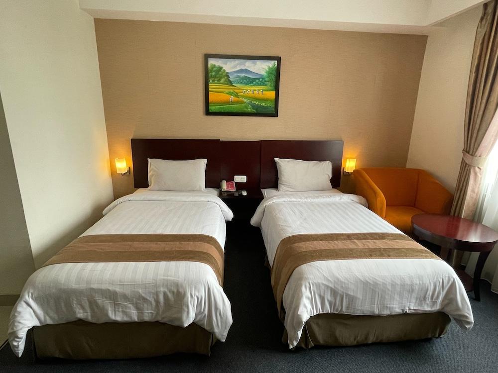 ซิตรา แกรนด์ โฮเต็ล แอนด์ เรสซิเดนซ์ คาราวัง Hotel การาวัง ภายนอก รูปภาพ