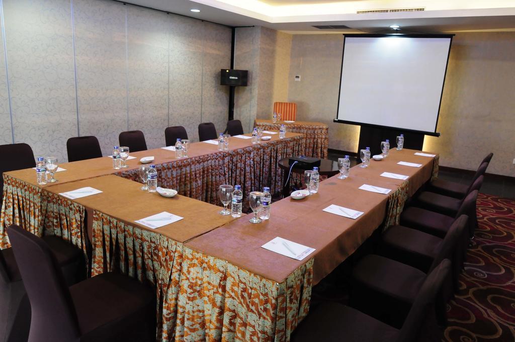 ซิตรา แกรนด์ โฮเต็ล แอนด์ เรสซิเดนซ์ คาราวัง Hotel การาวัง ภายนอก รูปภาพ