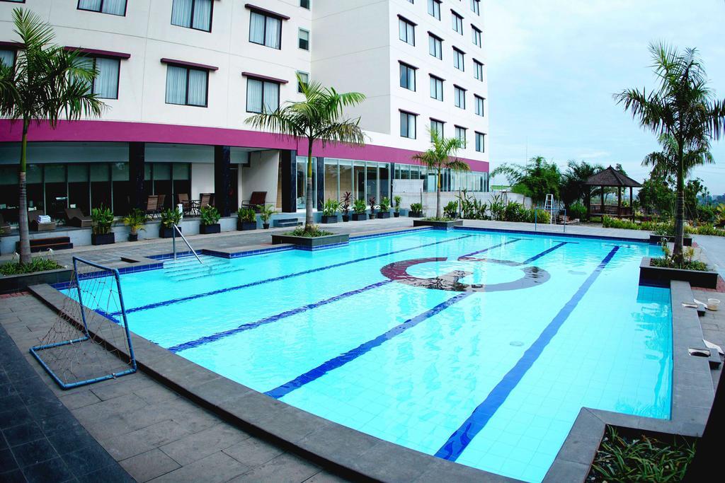 ซิตรา แกรนด์ โฮเต็ล แอนด์ เรสซิเดนซ์ คาราวัง Hotel การาวัง ภายนอก รูปภาพ
